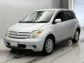 2004 Toyota IST