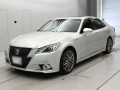 2013 Toyota Crown Hybrid