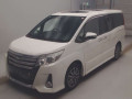 2015 Toyota Noah