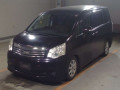 2012 Toyota Noah