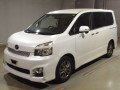 2010 Toyota Voxy