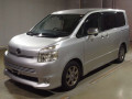 2010 Toyota Voxy