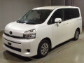 2010 Toyota Voxy