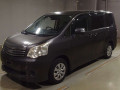 2013 Toyota Noah