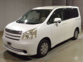 2009 Toyota Noah