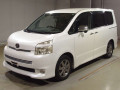 2009 Toyota Voxy