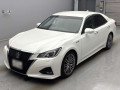 2016 Toyota Crown Hybrid