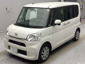 2016 Daihatsu Tanto