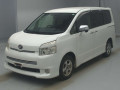 2009 Toyota Voxy