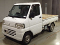 2013 Mitsubishi Minicab Truck