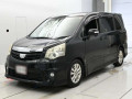 2010 Toyota Noah