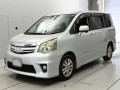 2011 Toyota Noah
