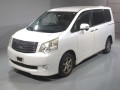 2011 Toyota Noah