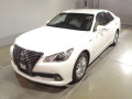 2014 Toyota Crown Hybrid