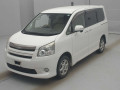 2009 Toyota Noah