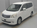 2011 Toyota Noah