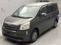2007 Toyota Noah
