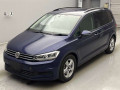 2016 Volkswagen Golf Touran