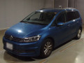 2016 Volkswagen Golf Touran