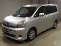 2012 Toyota Voxy