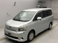 2009 Toyota Voxy