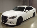 2014 Toyota Crown Hybrid