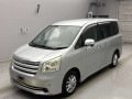 2009 Toyota Noah