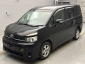 2011 Toyota Voxy