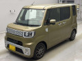2015 Daihatsu Wake