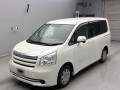 2008 Toyota Noah