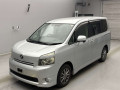 2008 Toyota Voxy