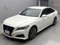 2018 Toyota Crown Hybrid