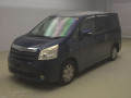 2007 Toyota Noah