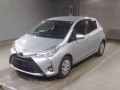 2017 Toyota Vitz