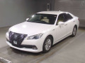 2014 Toyota Crown Hybrid