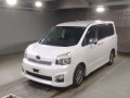 2010 Toyota Voxy
