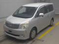 2012 Toyota Noah
