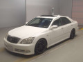 2005 Toyota Crown