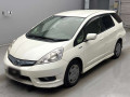 2013 Honda Fit Shuttle Hybrid