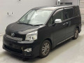 2013 Toyota Voxy