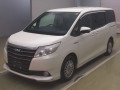 2015 Toyota Noah