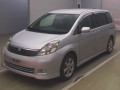 2005 Toyota Isis