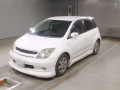 2005 Toyota IST