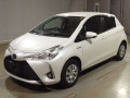 2017 Toyota Vitz