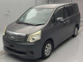2011 Toyota Noah