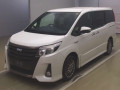 2017 Toyota Noah