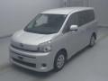 2011 Toyota Voxy