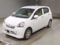 2013 Daihatsu Mira e:S