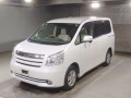 2008 Toyota Noah