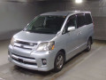 2006 Toyota Noah